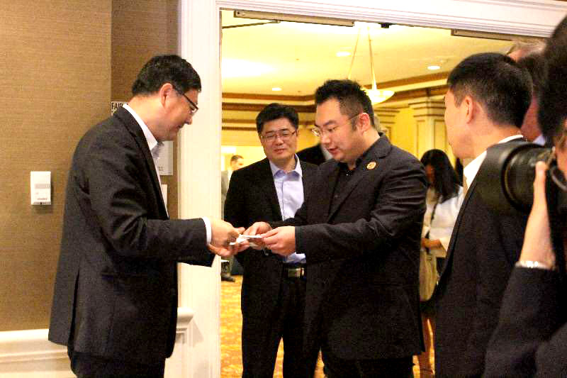 9170金沙集团_9170金沙集团总裁徐鹏出席中关村-湾区相助协议签署仪式