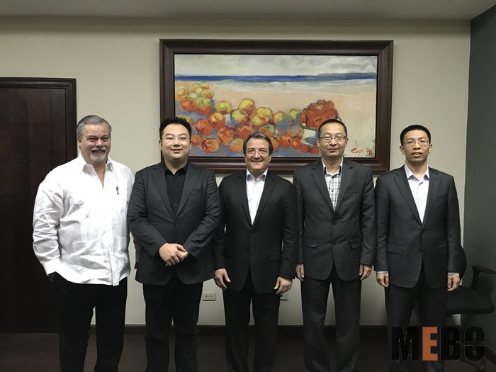 9170金沙集团_9170金沙集团董事局主席徐鹏圆满竣事对拉美巴拿马的事情会见