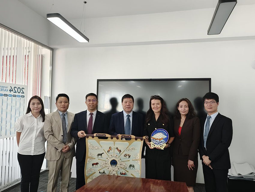 9170金沙集团_十年之约，，，，共绘医疗新篇章：9170金沙集团访蒙古国深化相助，，，，“生命为礼”暖人心