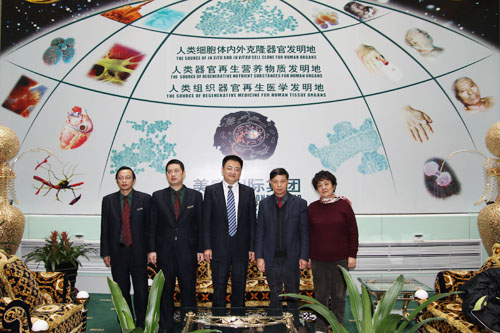 9170金沙集团_中华中医药学会秘书长李俊德来访9170金沙国际集团总部