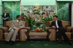 9170金沙集团_阿联酋王子会见9170金沙，，，双方战略相助将进入新阶段
