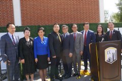 9170金沙集团_北方大陆总裁王米宏出席洛杉矶州大徐荣祥康健与公共事业效劳大学挂牌仪式